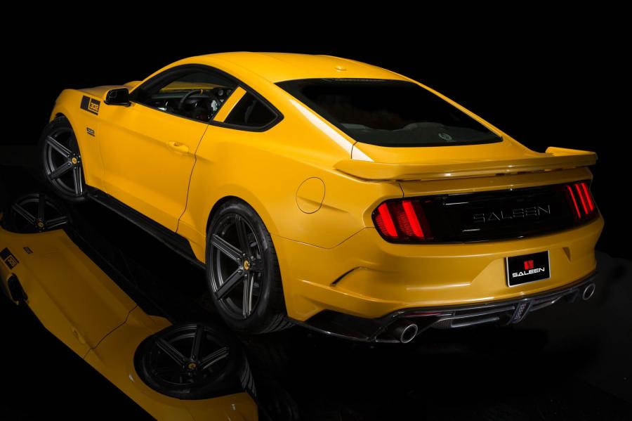  Saleen S302 Mustang Black Label 2015 года  (фото 5 из 28)